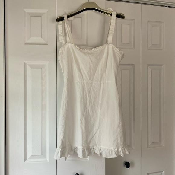 white sundress • nasty gal - Picture 1 of 2